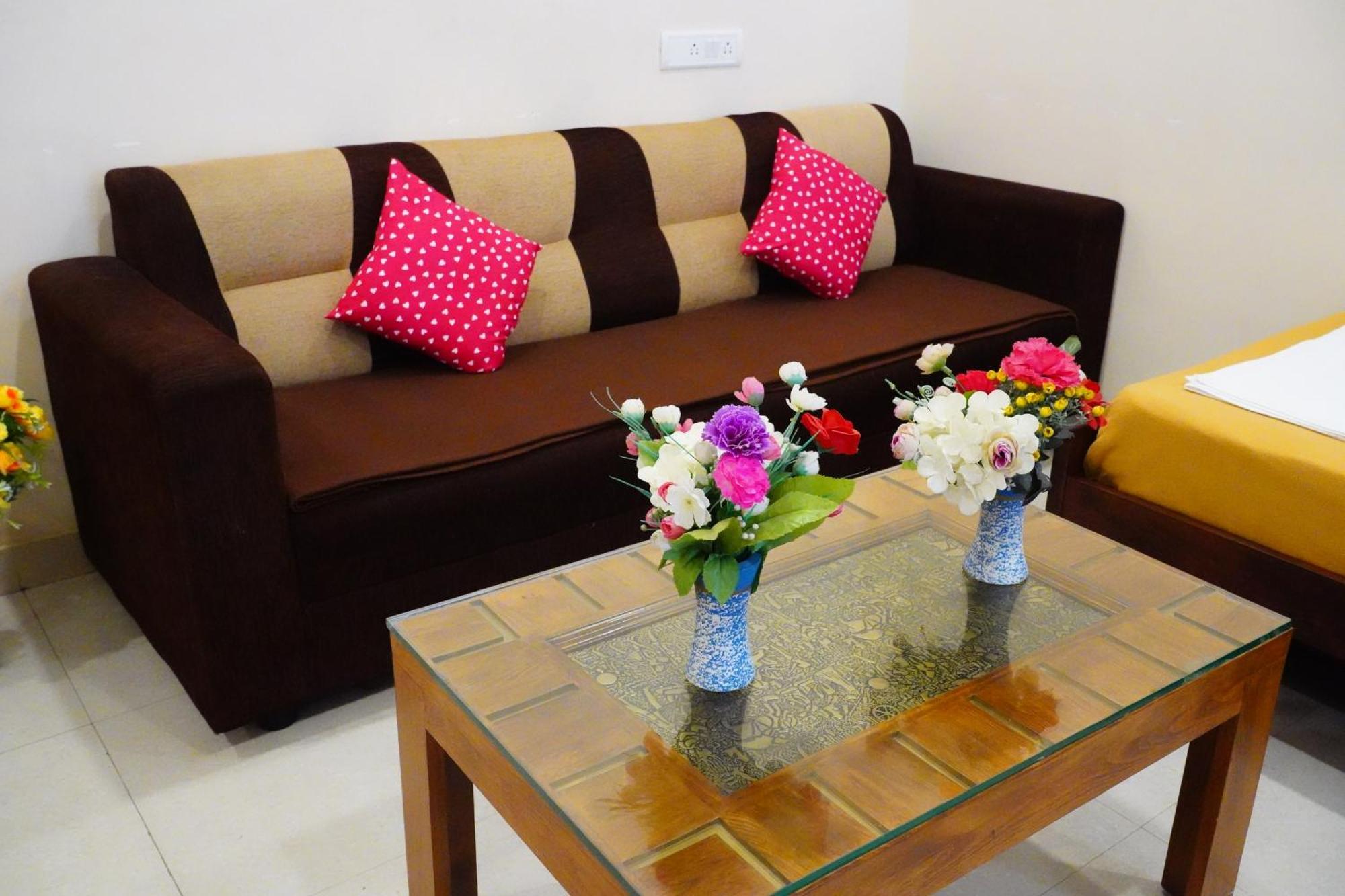 מלון Arcot Vinayagam Residency מראה חיצוני תמונה