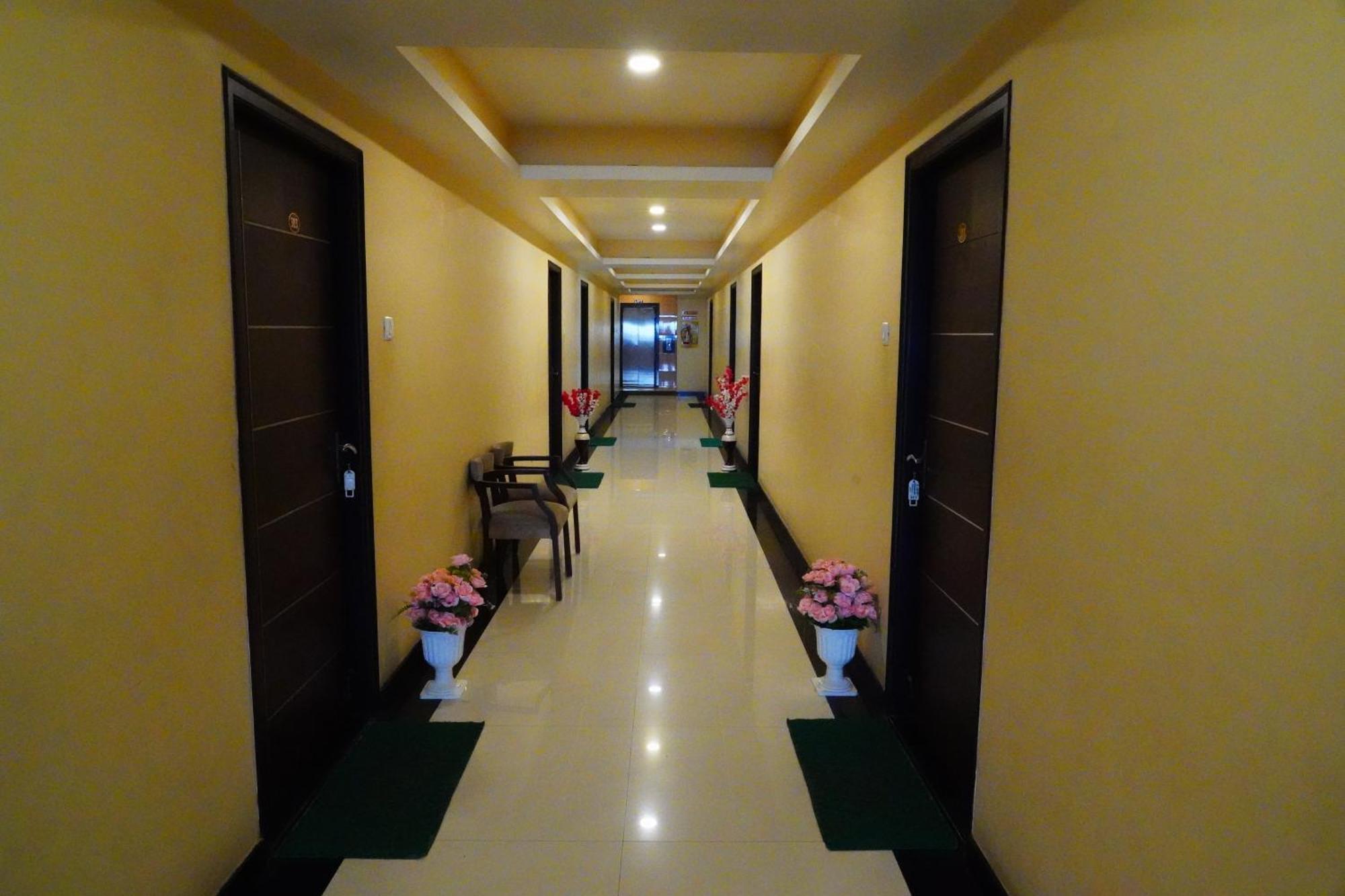 מלון Arcot Vinayagam Residency מראה חיצוני תמונה