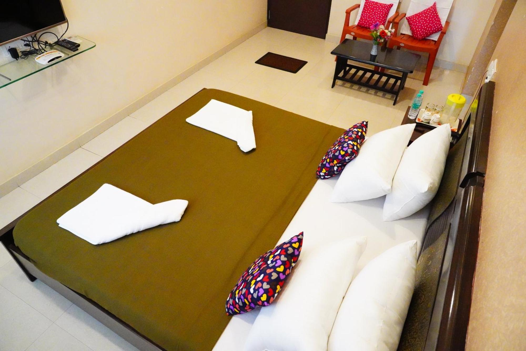 מלון Arcot Vinayagam Residency מראה חיצוני תמונה