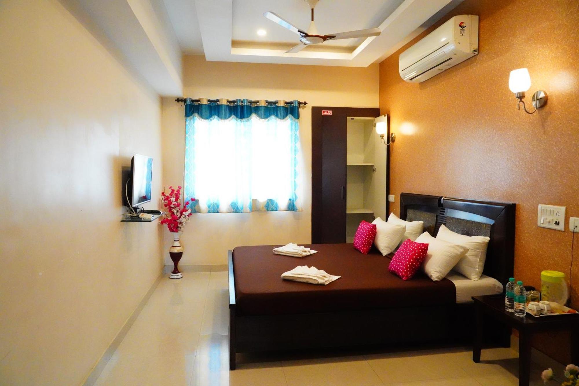 מלון Arcot Vinayagam Residency מראה חיצוני תמונה