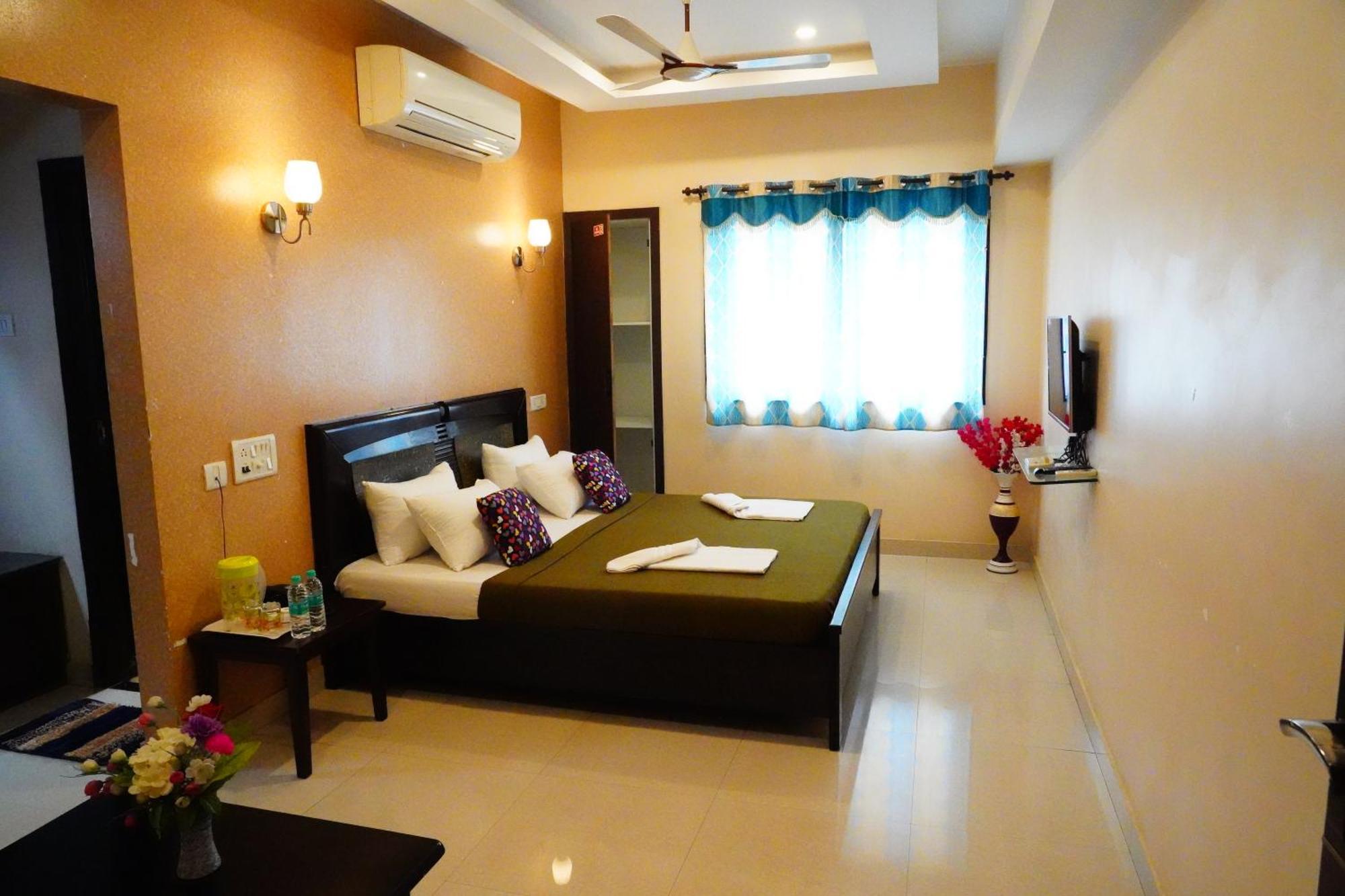 מלון Arcot Vinayagam Residency מראה חיצוני תמונה