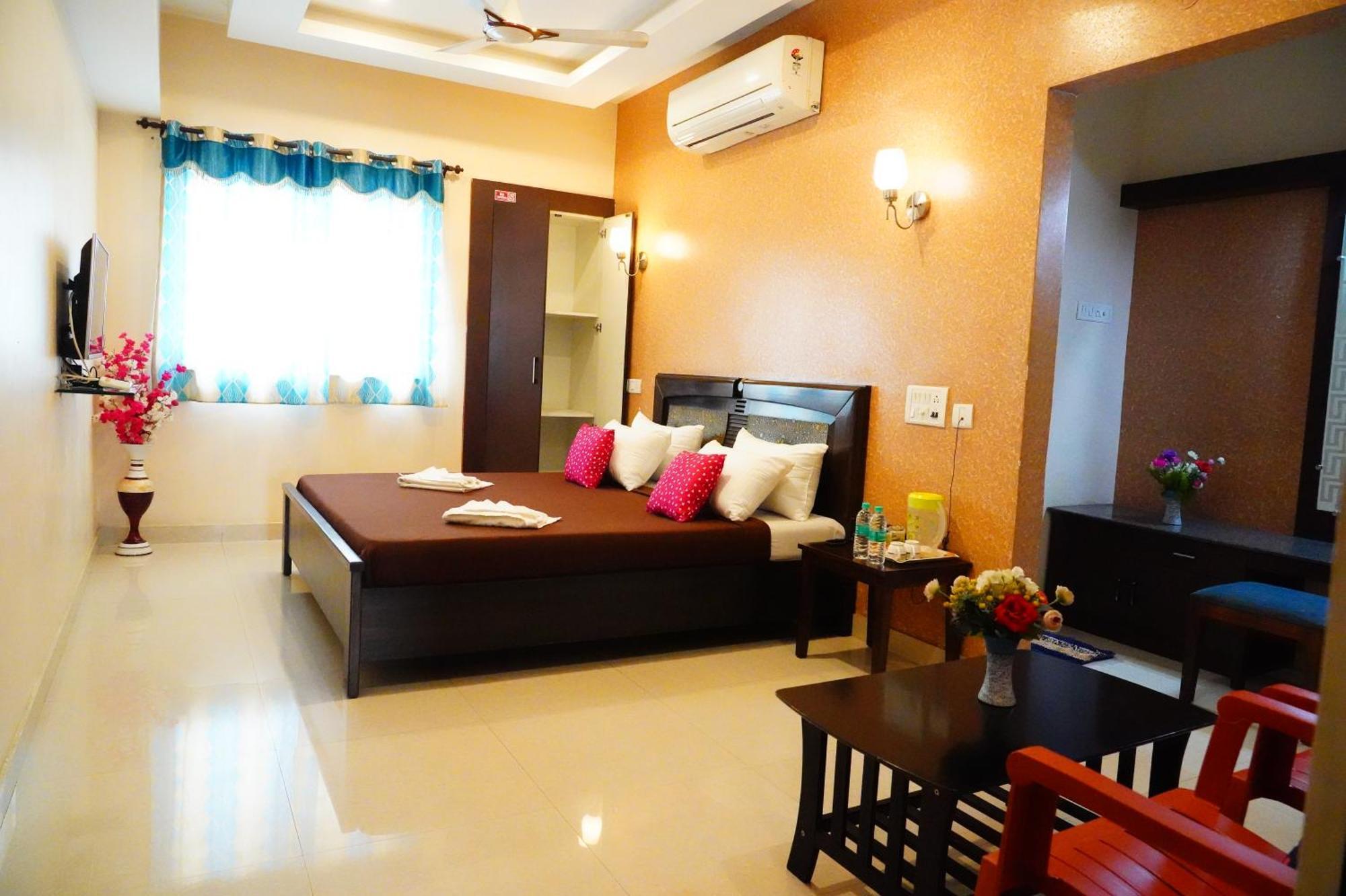 מלון Arcot Vinayagam Residency מראה חיצוני תמונה